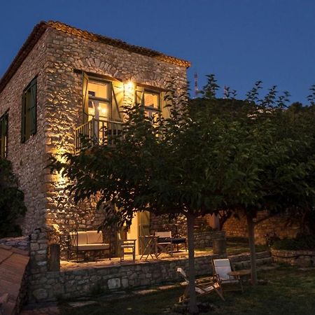 Kyparissia Old Town Lodge With Amazing Sea View Bagian luar foto