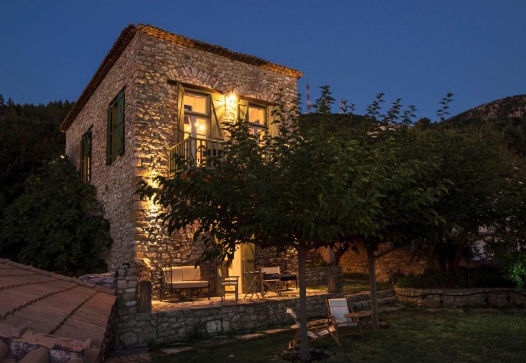 Kyparissia Old Town Lodge With Amazing Sea View Bagian luar foto