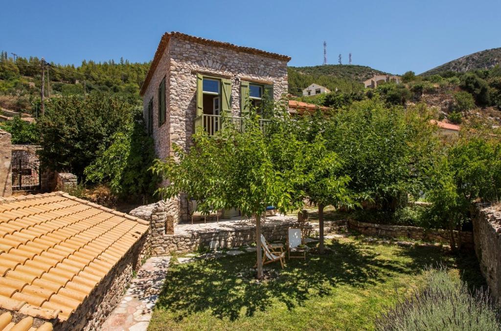 Kyparissia Old Town Lodge With Amazing Sea View Bagian luar foto