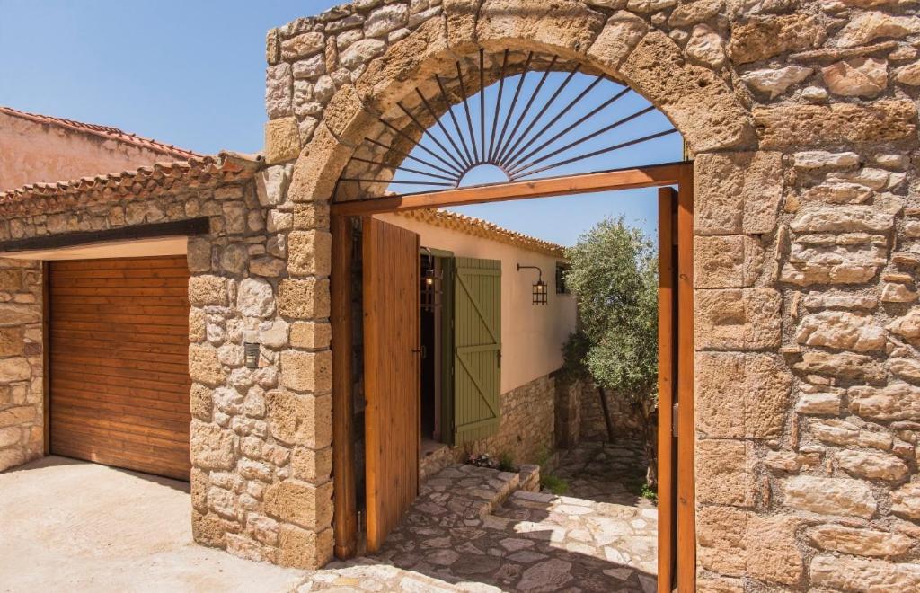 Kyparissia Old Town Lodge With Amazing Sea View Bagian luar foto